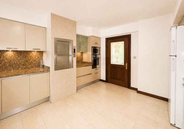 REMAX7TEPE'DEN GÜNYÜZÜ KONAKLARINDA ÖZEL BAHÇELİ VERANDALI KİRALIK BAHÇE KATI küçük görsel