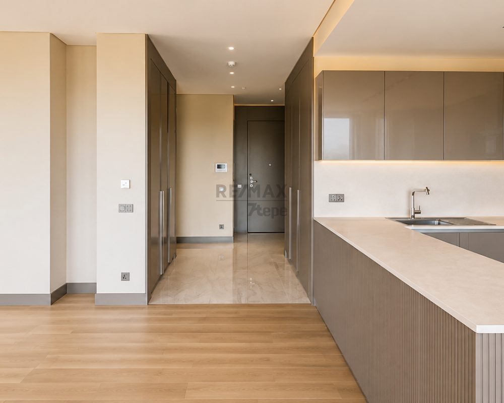 ACARKENT’TE 22. KAT | BEYKOZ KONAKLARI MANZARALI | 2+1 | 142 M² NET | BALKONLU