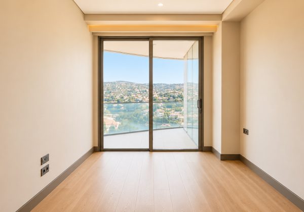 ACARKENT’TE 22. KAT | BEYKOZ KONAKLARI MANZARALI | 2+1 | 142 M² NET | BALKONLU küçük görsel