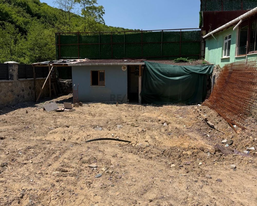 REMAX 7TEPE'DEN BEYKOZ CUMHURİYETKÖY'DE DERE KENARINDA GELECEĞE YATIRIM