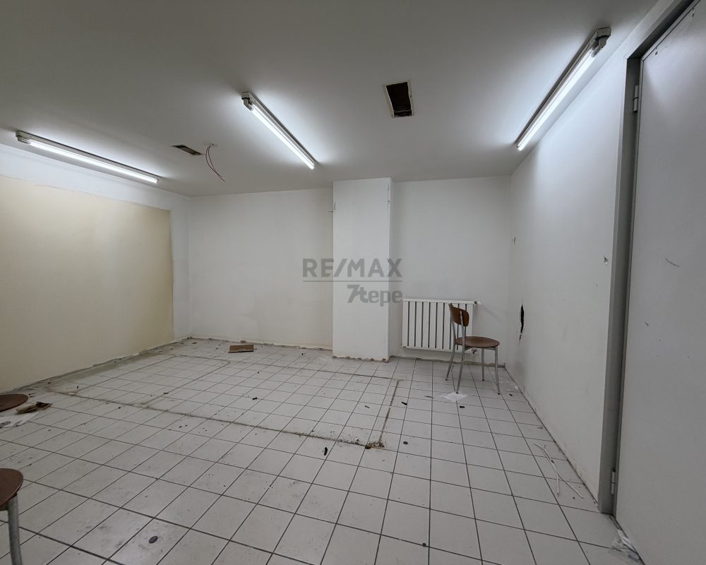 Kadıköy Mandıra Cad. Kurumsal firmalara Kiralık İşyeri