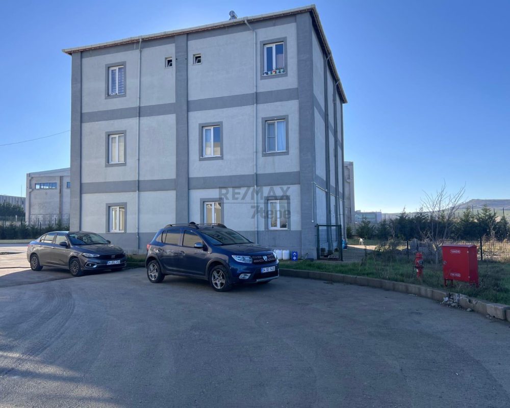 TEKİRDAĞ MALKARA OSB'DE ÜRETİME HAZIR KURUMSAL FABRİKA