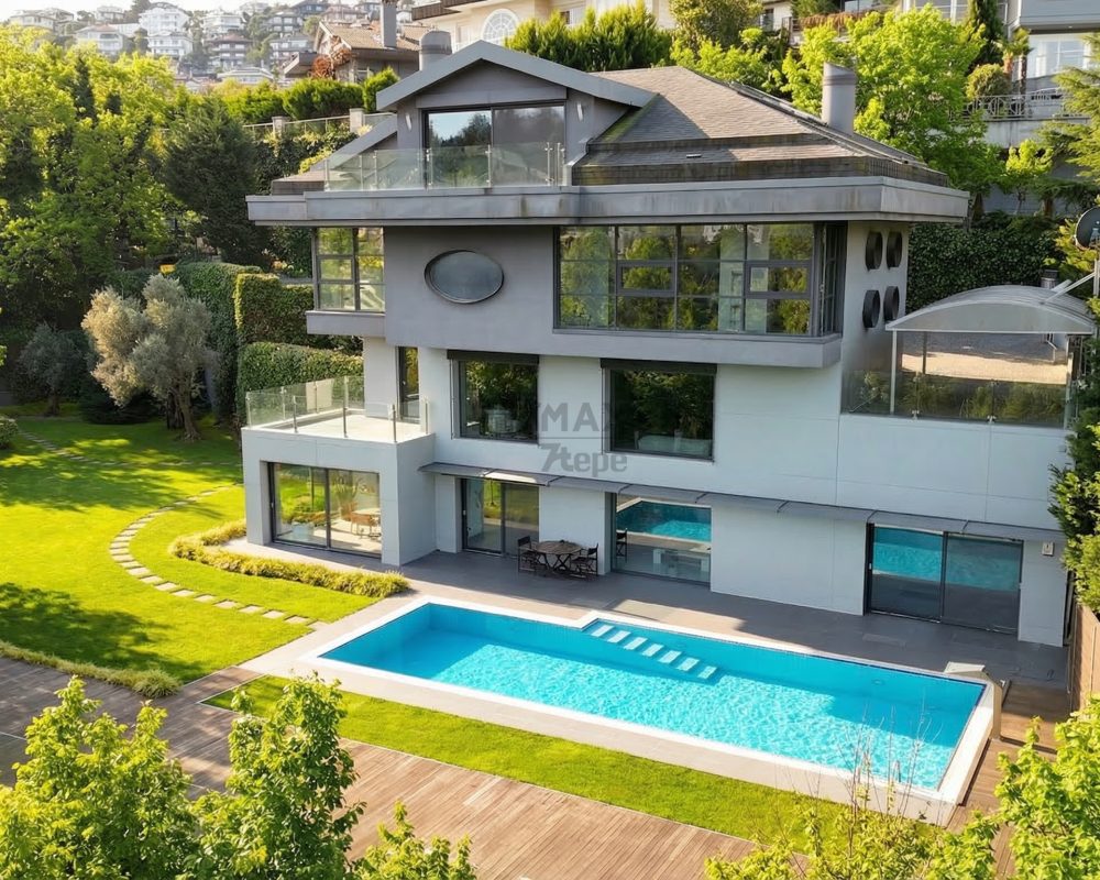 REMAX 7 TEPE'DEN ACARKENT'TE LÜKS VE DOĞAYI BİRLEŞTİREN VİLLA
