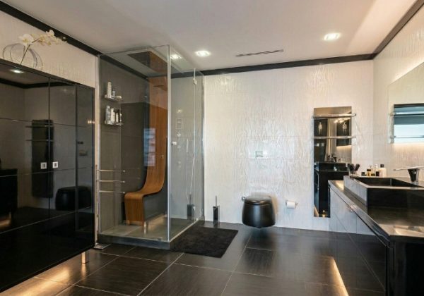 REMAX 7 TEPE'DEN ACARKENT'TE LÜKS VE DOĞAYI BİRLEŞTİREN VİLLA küçük görsel
