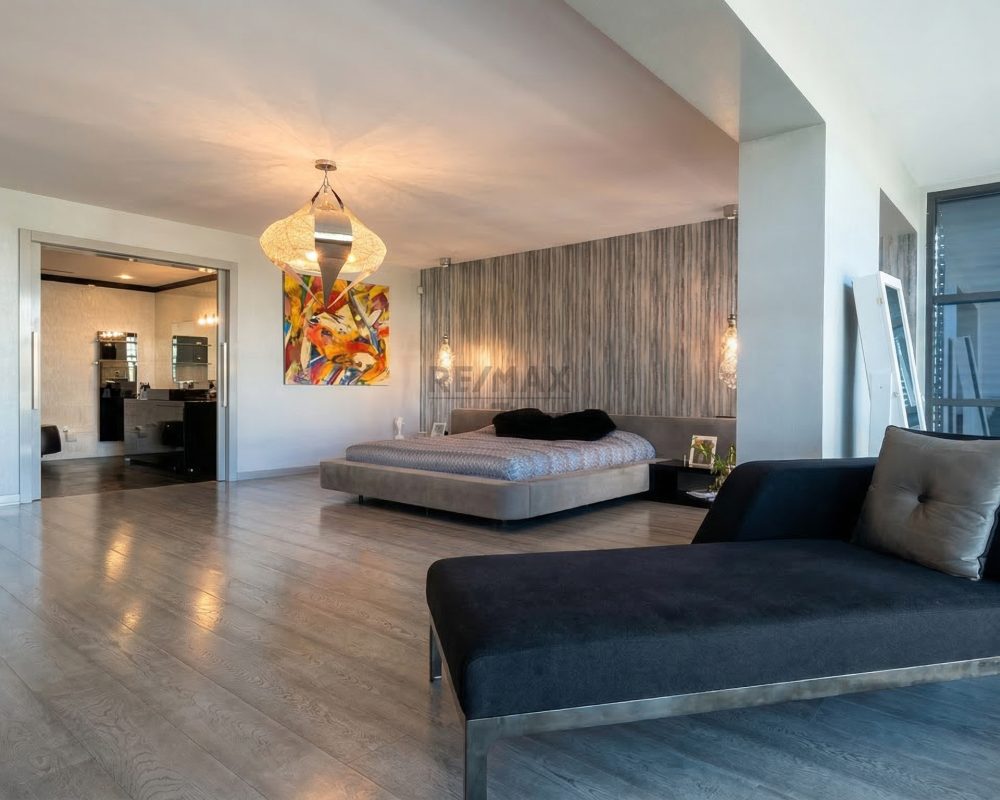REMAX 7 TEPE'DEN ACARKENT'TE LÜKS VE DOĞAYI BİRLEŞTİREN VİLLA
