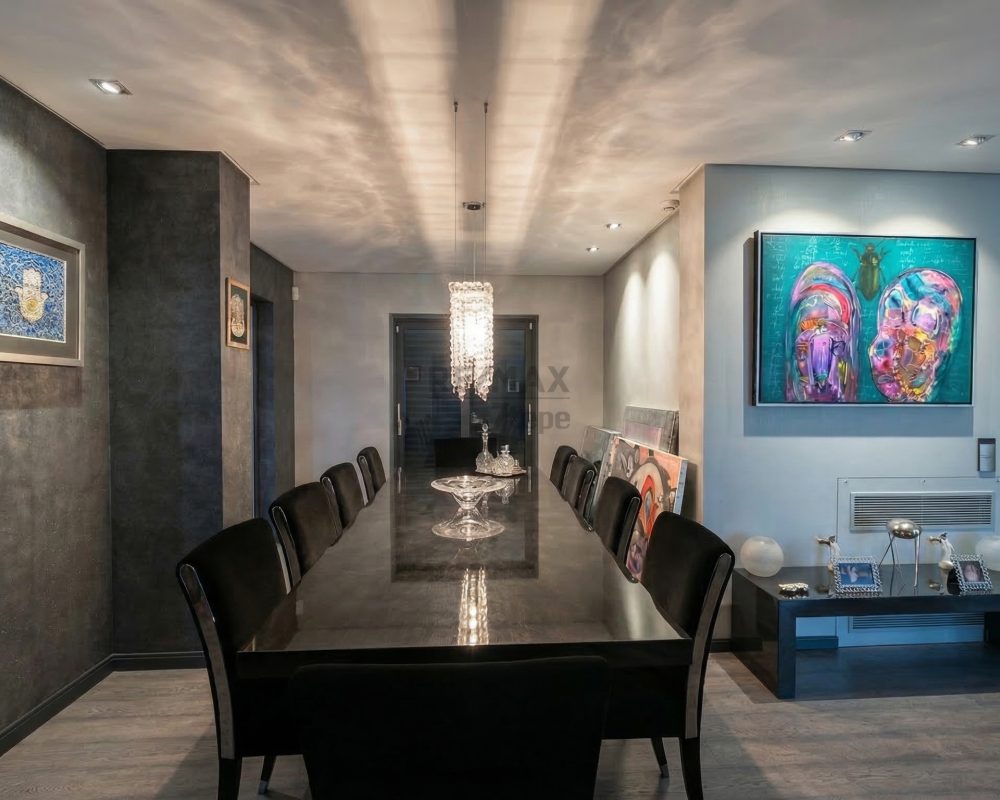REMAX 7 TEPE'DEN ACARKENT'TE LÜKS VE DOĞAYI BİRLEŞTİREN VİLLA