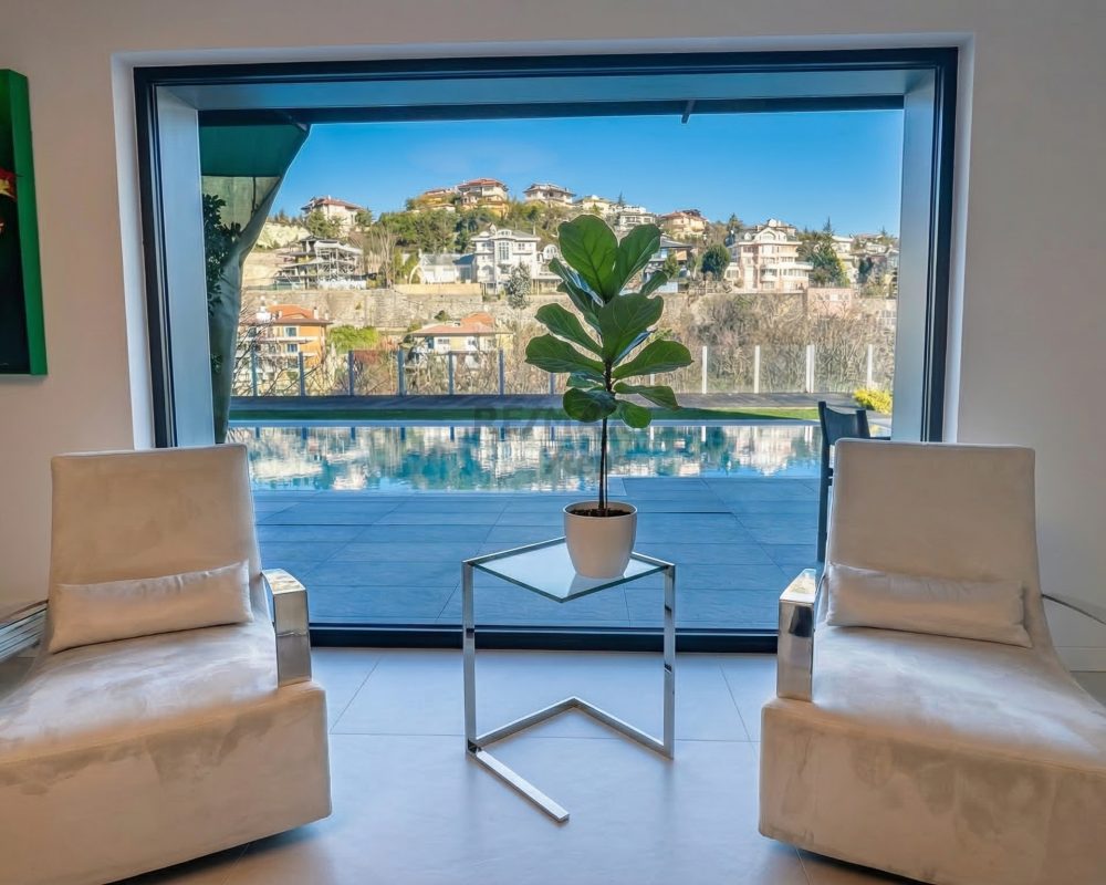 REMAX 7 TEPE'DEN ACARKENT'TE LÜKS VE DOĞAYI BİRLEŞTİREN VİLLA