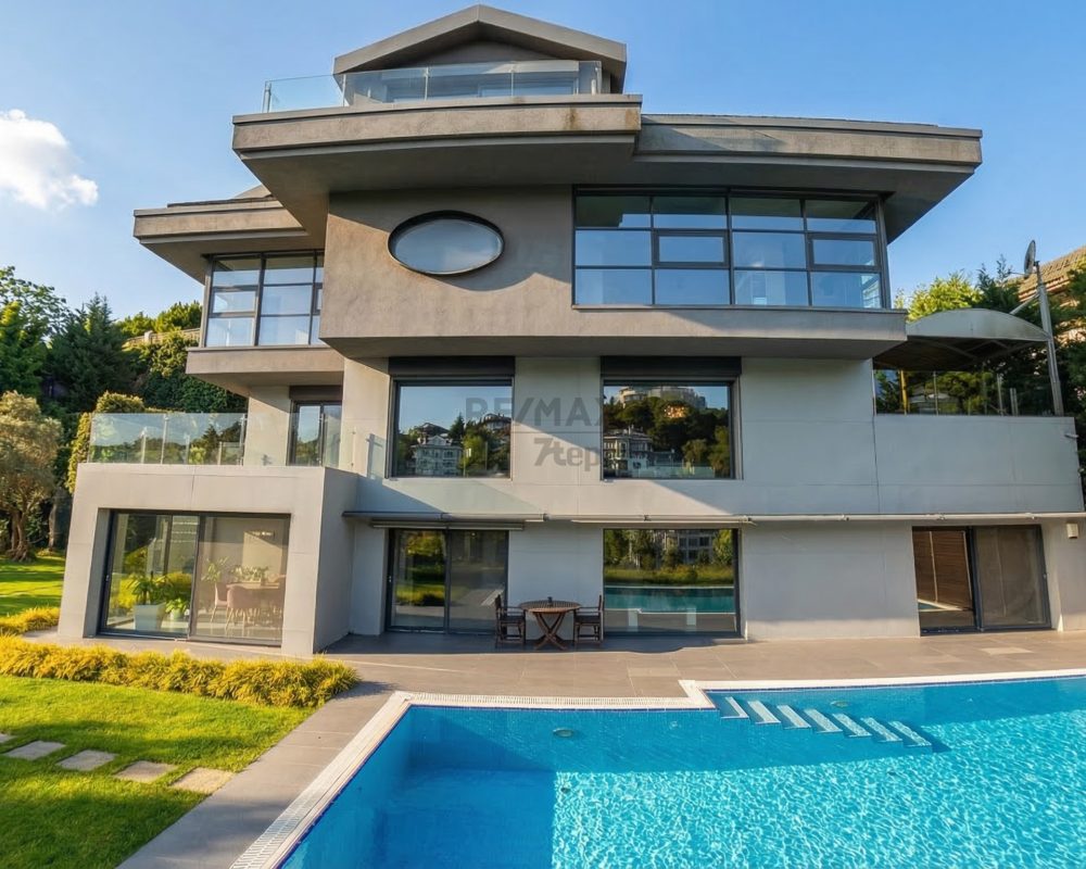 REMAX 7 TEPE'DEN ACARKENT'TE LÜKS VE DOĞAYI BİRLEŞTİREN VİLLA