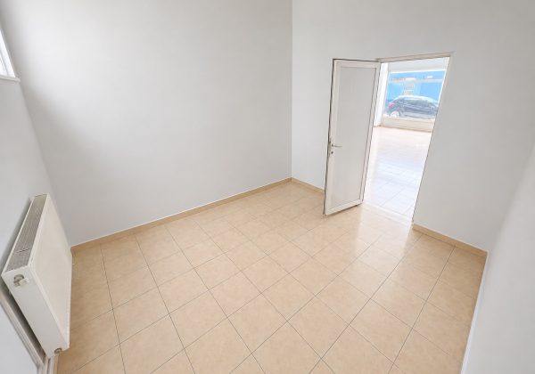 ORTAÇEŞME’DE KİRALIK 150 m² DÜKKAN | GENİŞ KULLANIM ALANI | MASRAFSIZ | ÇAYIR’A YAKIN küçük görsel
