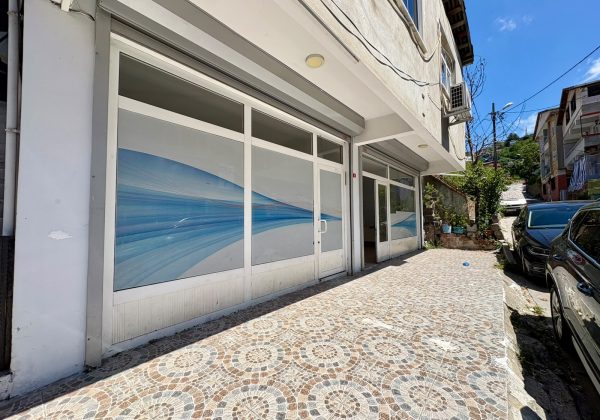 ORTAÇEŞME’DE KİRALIK 150 m² DÜKKAN | GENİŞ KULLANIM ALANI | MASRAFSIZ | ÇAYIR’A YAKIN küçük görsel