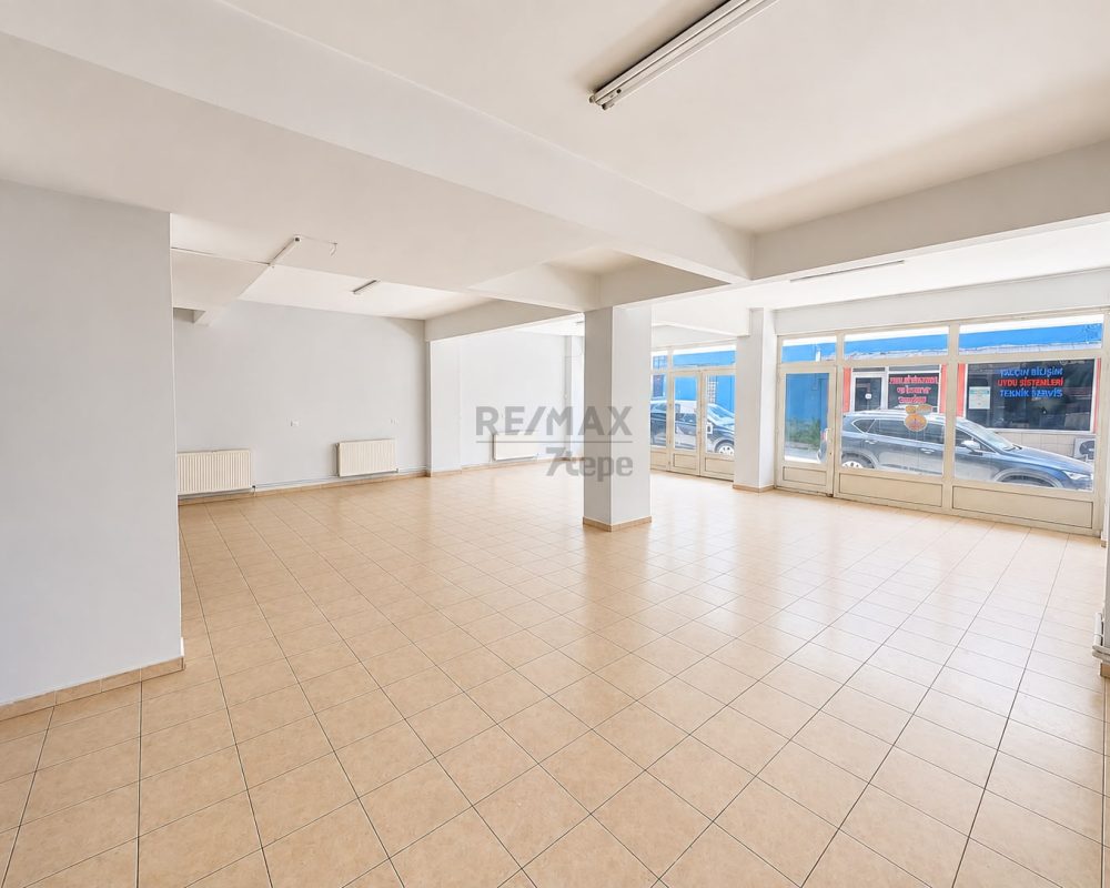 ORTAÇEŞME’DE KİRALIK 150 m² DÜKKAN | GENİŞ KULLANIM ALANI | MASRAFSIZ | ÇAYIR’A YAKIN