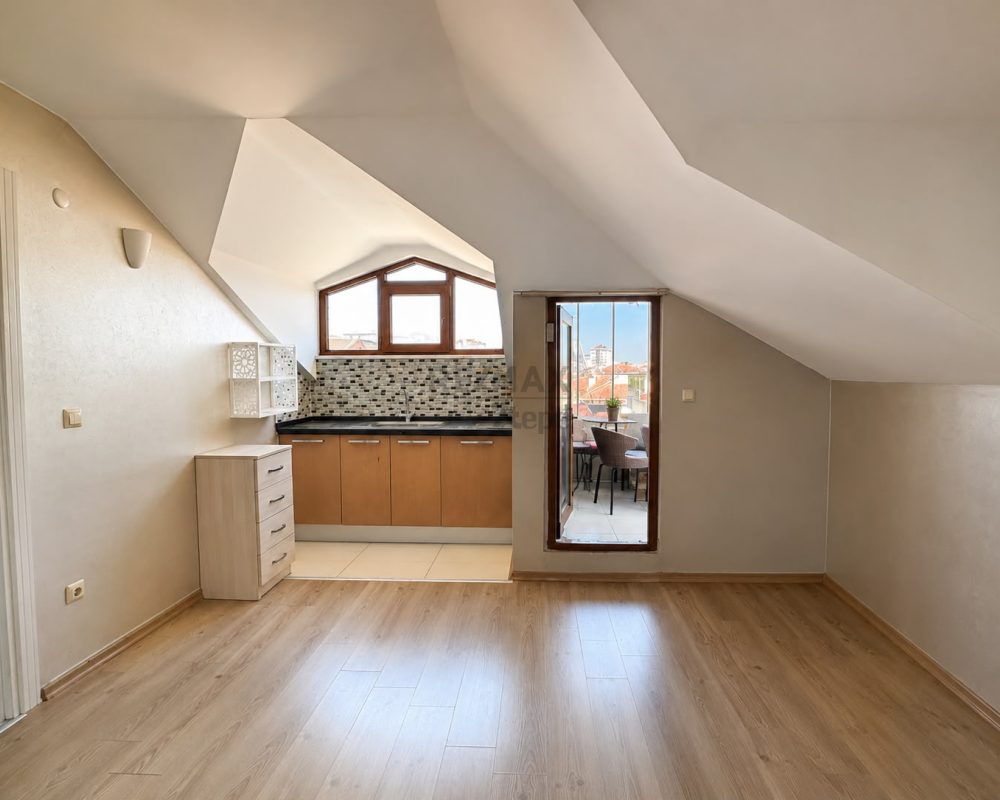 ÜSKÜDAR BULGURLU’DA BUTİK SİTEDE SATILIK 4+2 DUBLEKS DAIRE
