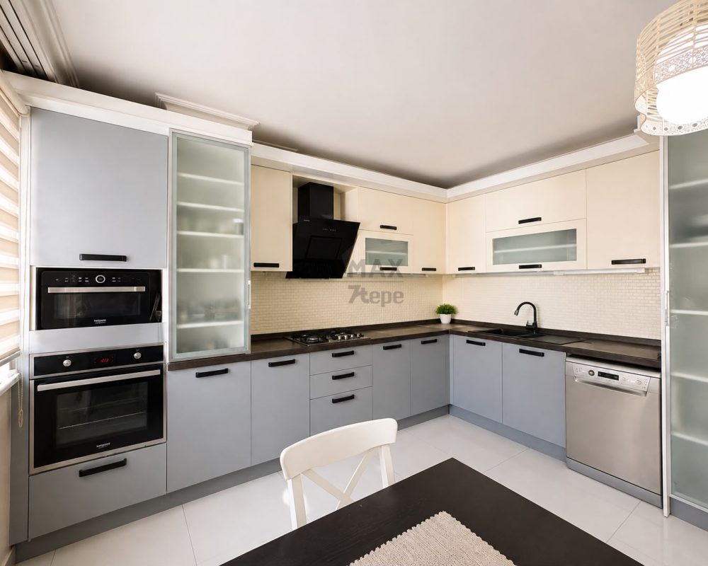 ÜSKÜDAR BULGURLU’DA BUTİK SİTEDE SATILIK 4+2 DUBLEKS DAIRE