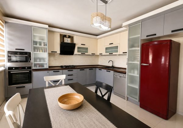 ÜSKÜDAR BULGURLU’DA BUTİK SİTEDE SATILIK 4+2 DUBLEKS DAIRE küçük görsel