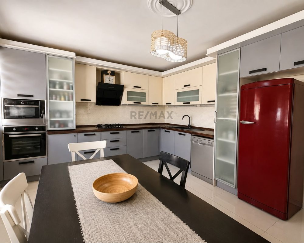 ÜSKÜDAR BULGURLU’DA BUTİK SİTEDE SATILIK 4+2 DUBLEKS DAIRE