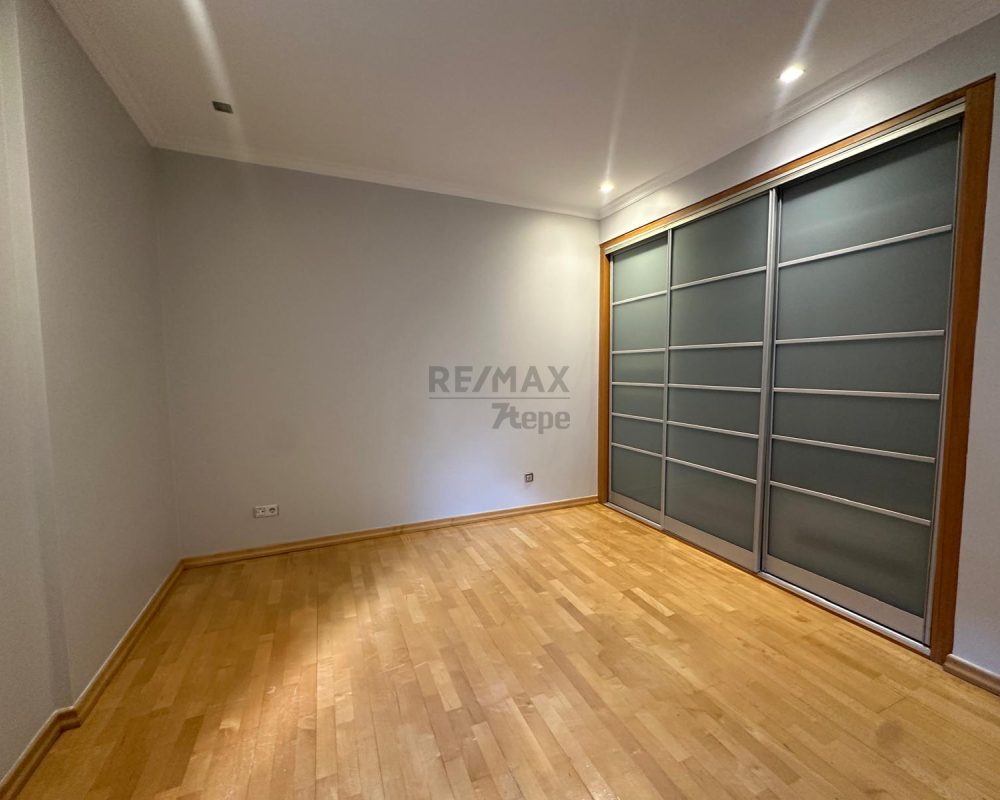 Acarsize Çarşı Bloklarında Kiralık 2+1 Daire