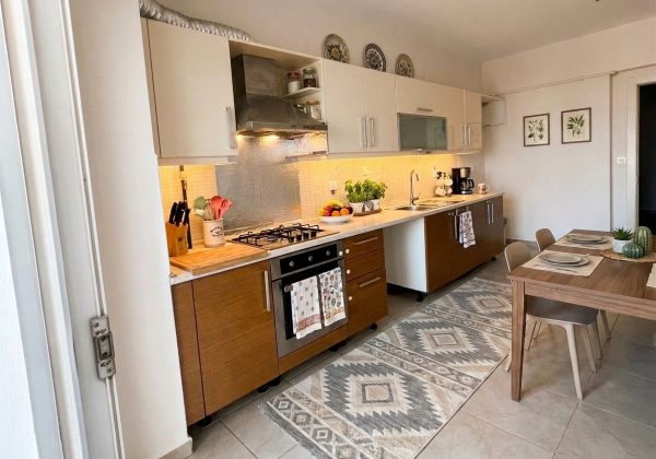 SÜMERPARK EVLERİNDE 2+1 150 MT2 GÜVENLİKLİ VE HAVUZLU GENİŞ DAİRE küçük görsel