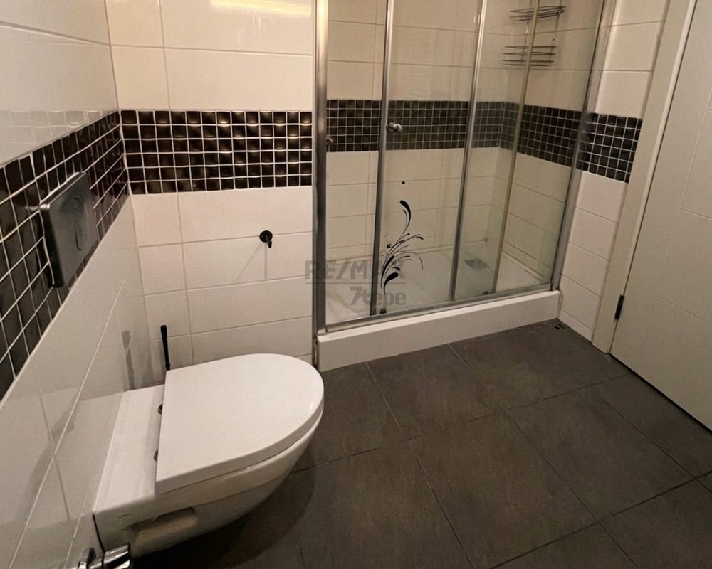 SÜMERPARK EVLERİNDE 2+1 150 MT2 GÜVENLİKLİ VE HAVUZLU GENİŞ DAİRE