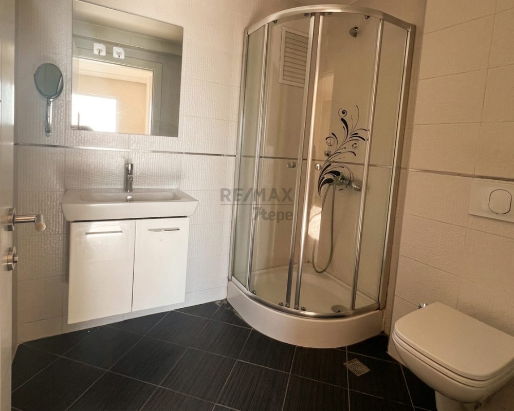 SÜMERPARK EVLERİNDE 2+1 150 MT2 GÜVENLİKLİ VE HAVUZLU GENİŞ DAİRE