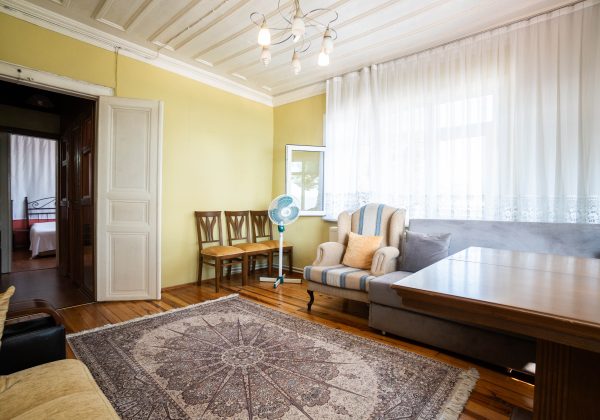 YALIKÖY'DE BOĞAZ MANZARALI MÜSTAKİL EV, KAÇMAZ FIRSAT küçük görsel