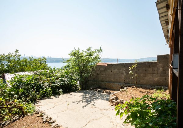 YALIKÖY'DE BOĞAZ MANZARALI MÜSTAKİL EV, KAÇMAZ FIRSAT küçük görsel