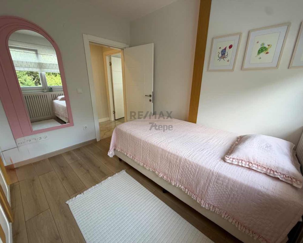REMAX7TEPE'DEN YEŞİL VE SAKİN YAŞAM ALANI İÇİNDE 2+1 VİLLA DUBLEXİ