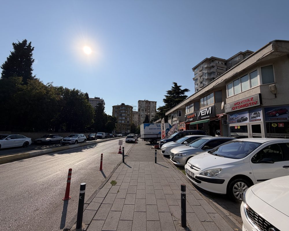 Merdivenköy Kiralık Dükkan