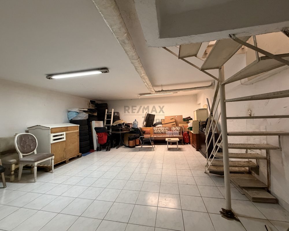 Merdivenköy Kiralık Dükkan