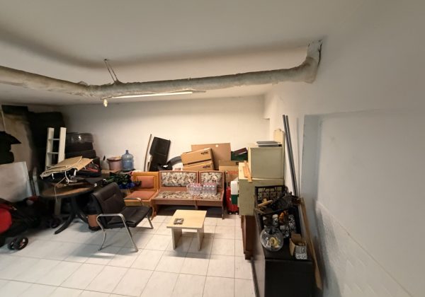 Merdivenköy Kiralık Dükkan