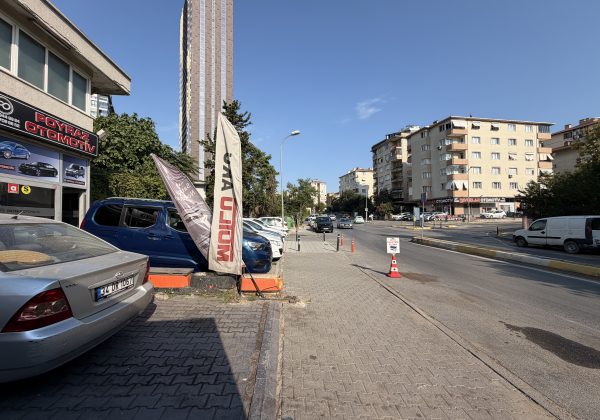 Merdivenköy Kiralık Dükkan küçük görsel