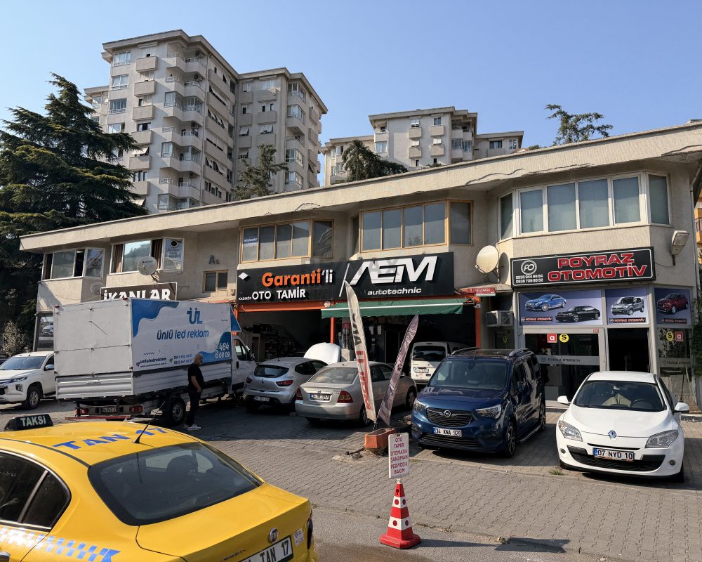 Merdivenköy Kiralık Dükkan