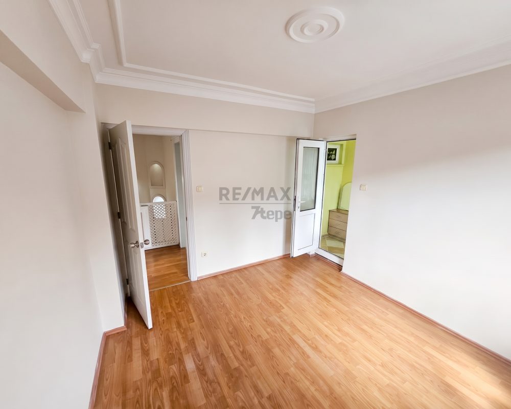 Hisar Evlerinde Kiralık Ferah 3+1 Dubleks Daire