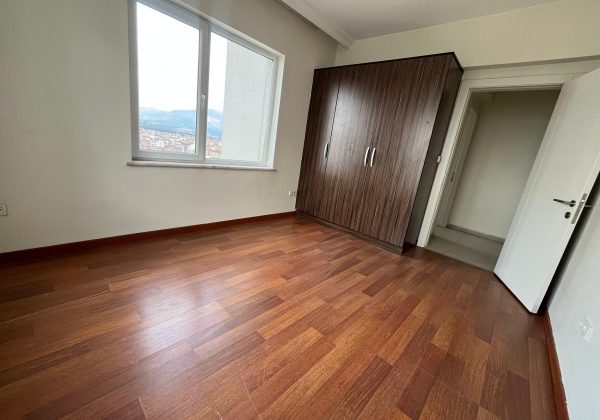 SÜMERPARK EVLERİNDE 2+1 145 M2 KİRALIK EV küçük görsel