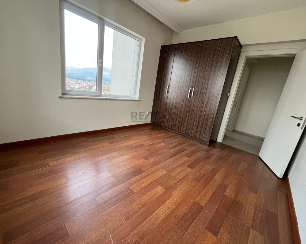 SÜMERPARK EVLERİNDE 2+1 145 M2 KİRALIK EV