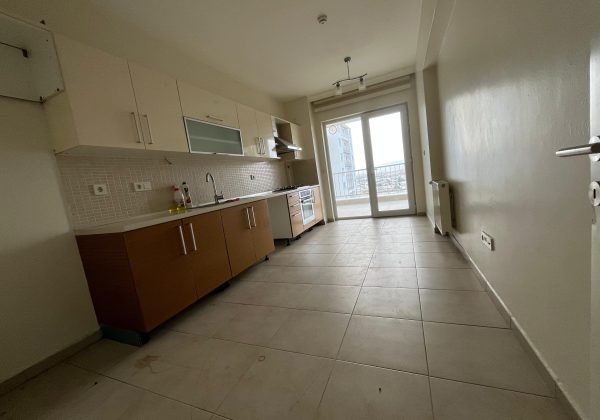 SÜMERPARK EVLERİNDE 2+1 145 M2 KİRALIK EV küçük görsel