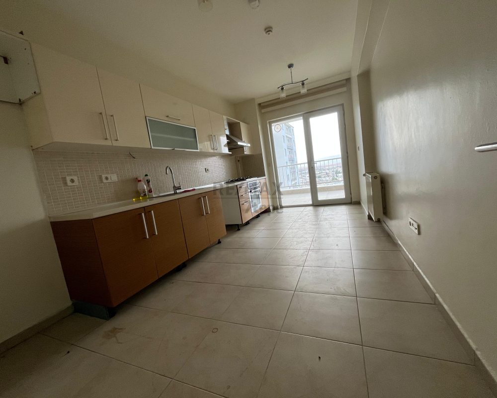 SÜMERPARK EVLERİNDE 2+1 145 M2 KİRALIK EV