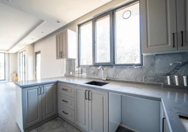 SELİMPAŞADA BUTİK SİTEDE MÜSTAKİL 4+1 LÜKS VILLA küçük görsel