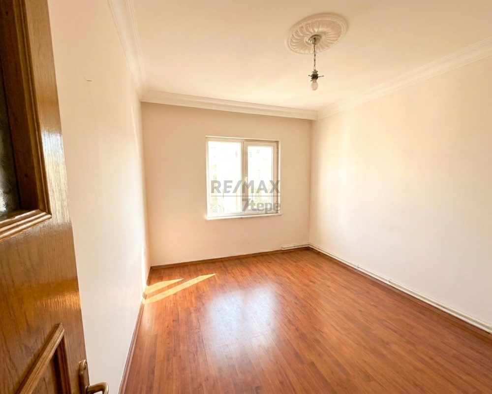 YATIRIM FIRSATI  DOKTOR KENT SİTESİNDE 3+1 DAİRE