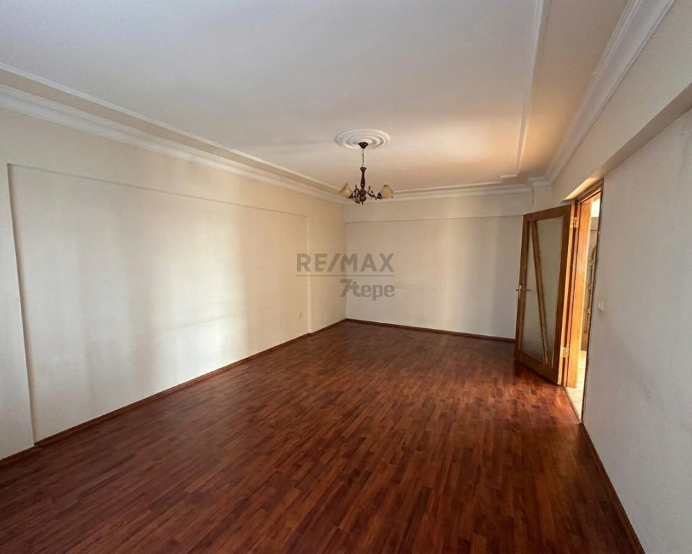 YATIRIM FIRSATI  DOKTOR KENT SİTESİNDE 3+1 DAİRE