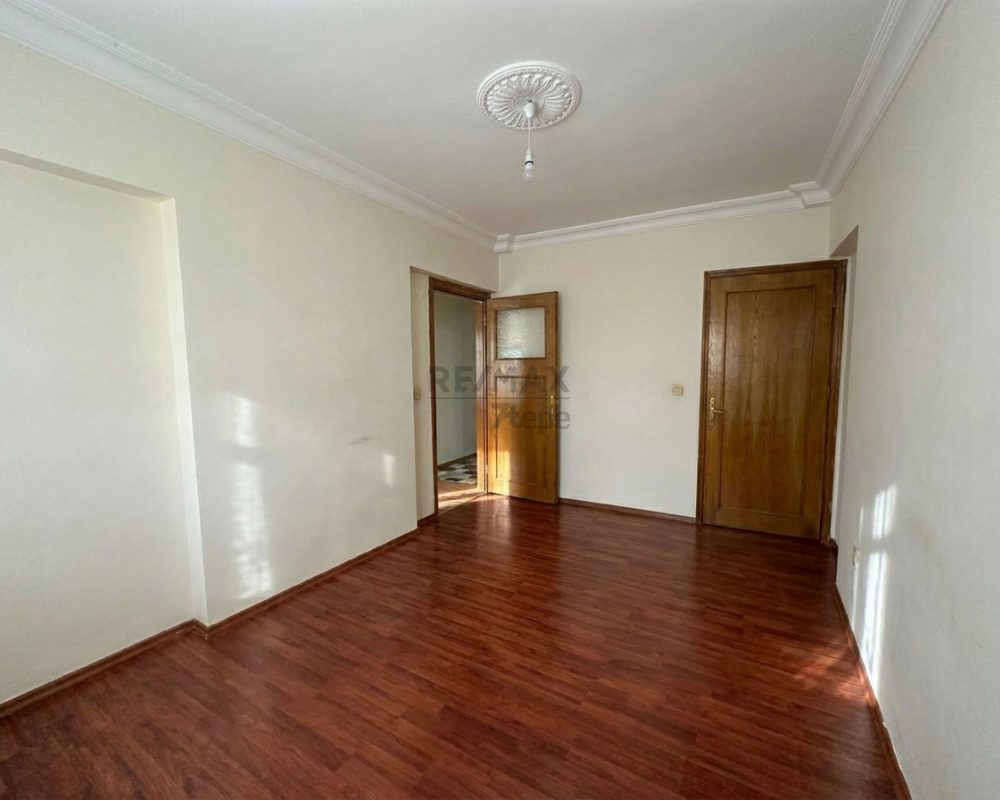 YATIRIM FIRSATI  DOKTOR KENT SİTESİNDE 3+1 DAİRE