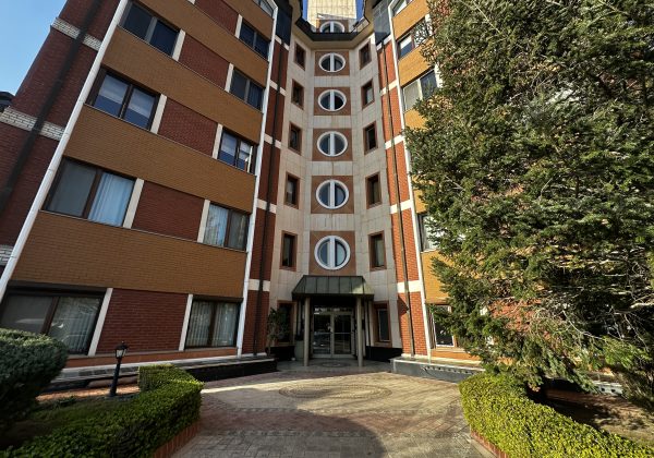 ACARKENT BOĞAZÜSTÜ EVLERİNDE SATILIK 4+1 DAİRE