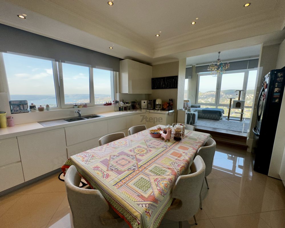ACARKENT BOĞAZÜSTÜ EVLERİNDE SATILIK 4+1 DAİRE