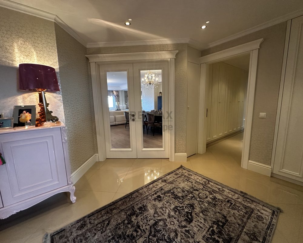 ACARKENT BOĞAZÜSTÜ EVLERİNDE SATILIK 4+1 DAİRE