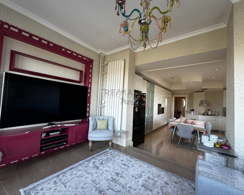 ACARKENT BOĞAZÜSTÜ EVLERİNDE SATILIK 4+1 DAİRE