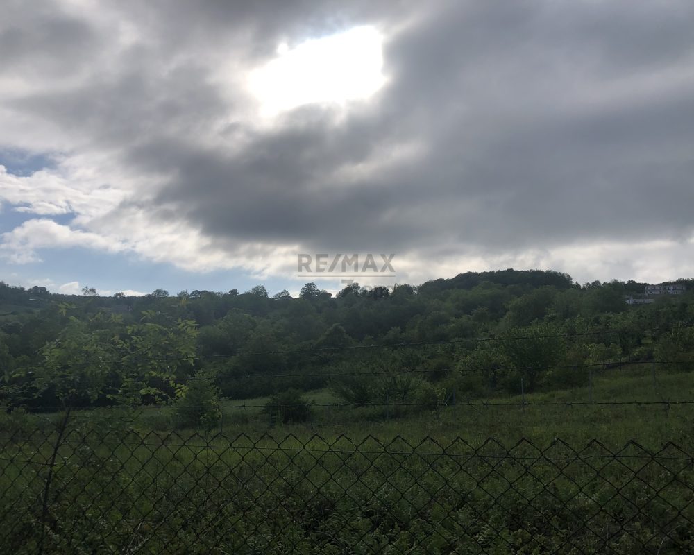 KOCAELI İZMİT BULDUKTA KÖY MERKEZİ YANI RESMİ YOLU AÇIK PARSEL