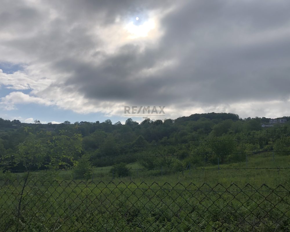 KOCAELI İZMİT BULDUKTA KÖY MERKEZİ YANI RESMİ YOLU AÇIK PARSEL