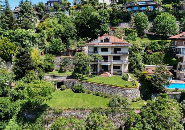 REMAX 7TEPE'DEN ACARKENT'TE A TİPİ BÜYÜK BAHÇELI SATILIK VİLLA küçük görsel