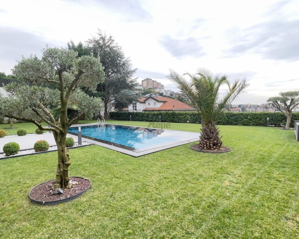 REMAX 7TEPE'DEN ACARKENT'TE SIFIR OTURUMA HAZIR SATILIK VİLLA