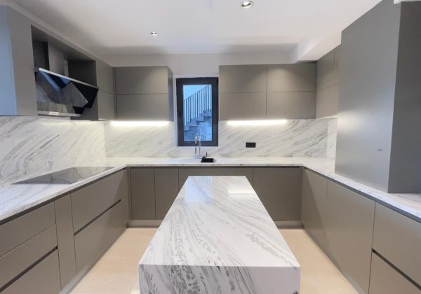 REMAX 7TEPE'DEN ACARKENT'TE SIFIR OTURUMA HAZIR SATILIK VİLLA küçük görsel