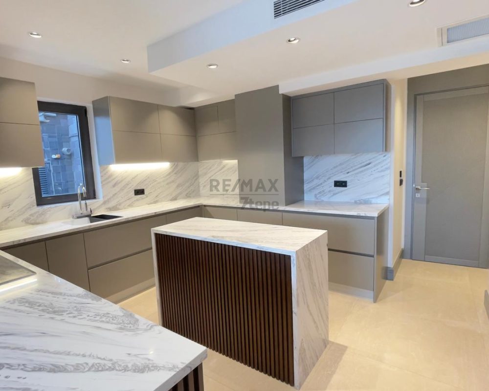 REMAX 7TEPE'DEN ACARKENT'TE SIFIR OTURUMA HAZIR SATILIK VİLLA
